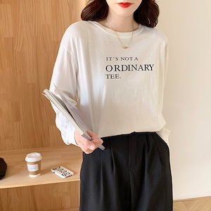 Tシャツ 赤文字