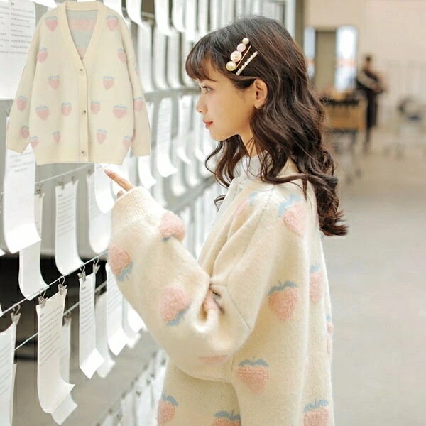 【激安開催！】イチゴ柄 前開き セーター レディース オーバーサイズ ニットカーディガン ニットセーター トップス 長袖 ボタン付き きれいめ 秋冬 ニットトップス ゆるニット オフィスカジュアル ニ