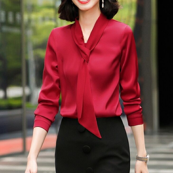 大安売りサテン ブラウス ボディスーツ レディース トップス シャツ とろみ Vネック ボウタイ 光沢 長袖 スリム リボン 大人可愛い きれいめ エレガント モテ 高見え ロングシーズン 大きいサイ