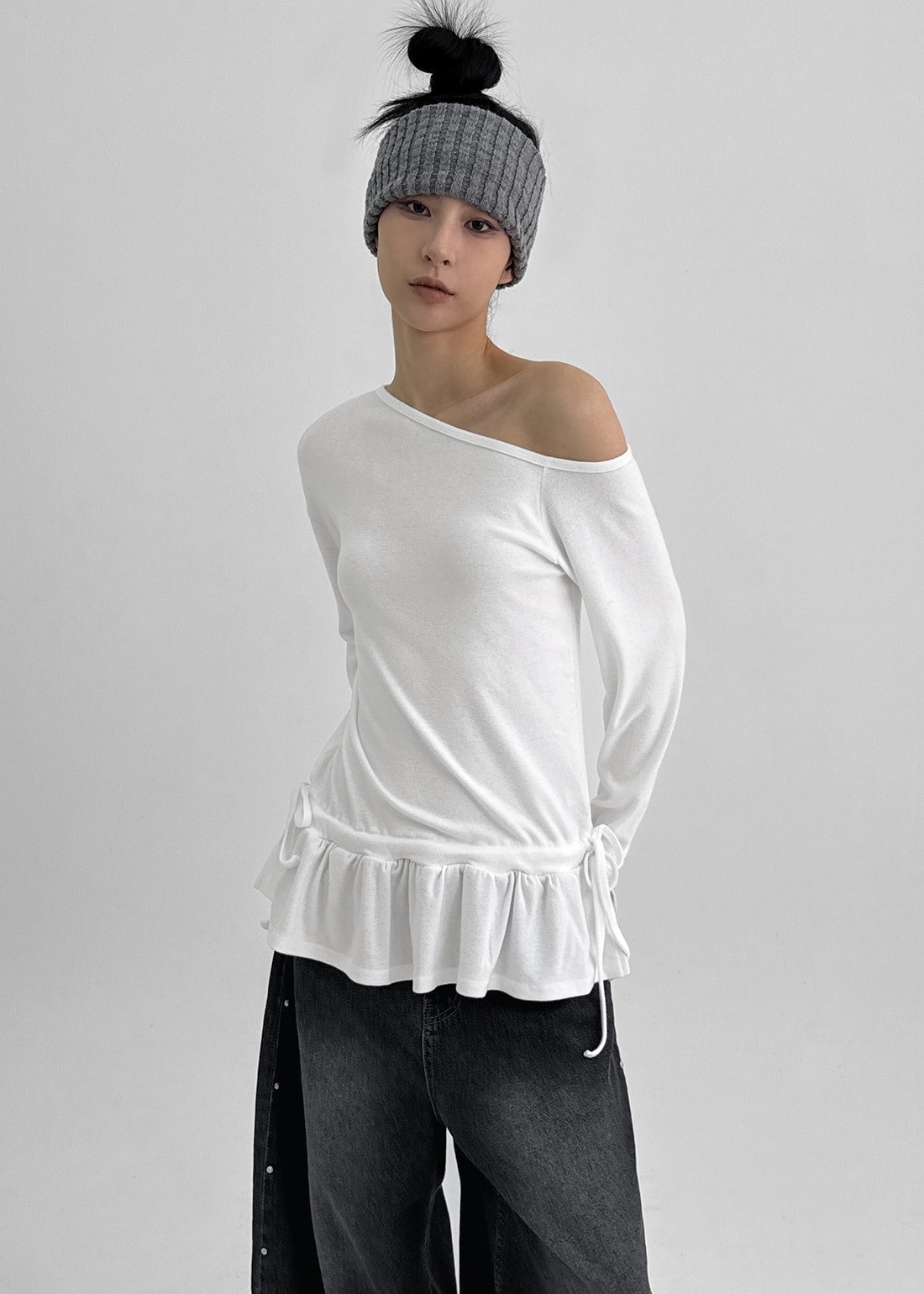 ケンティン フリル レイヤード ワンショルダー フリース ロングスリーブ Tシャツ