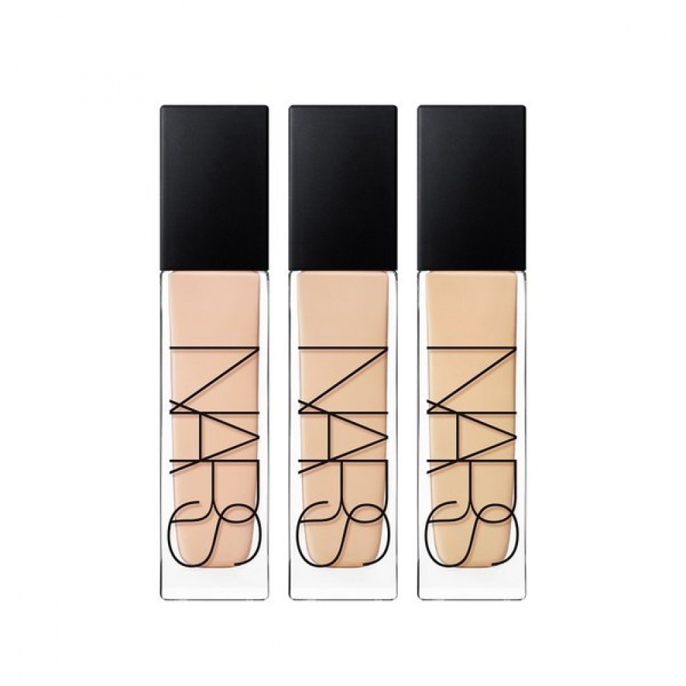 NARS ネイチャーラディアントロングウェアファンデーション