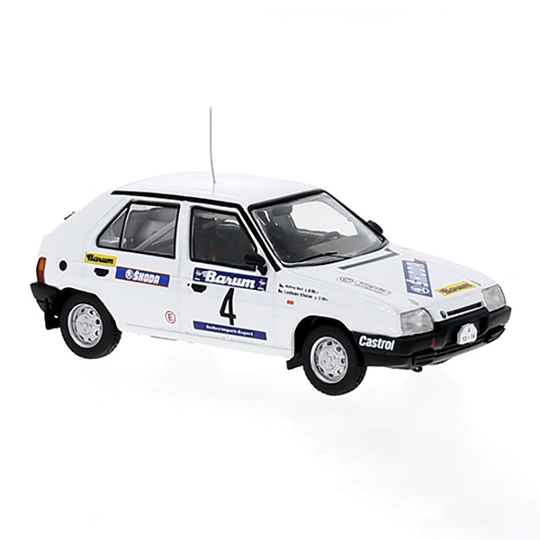 イクソモデル シュコダ ファヴォリット 136L 1989年Valasska Zima #4 L.Krecek/B.Borivoj RAC407A ミニカー 1/43 IXOモデル 6,602円