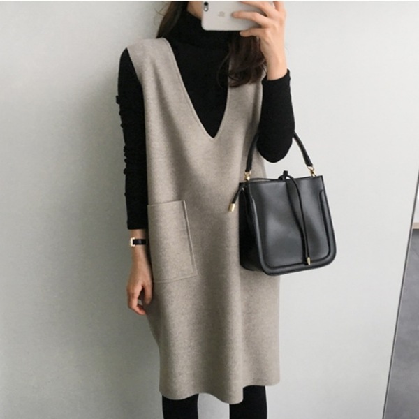 ワンピース レディース 膝下 ミモレ 袖なし ノースリーブ Vネック 襟なし ワイド ストレート ポケット ウール きれいめ シンプル 上品 おしゃれ こなれ感 ラフ ルーズ クール モード系 モダン