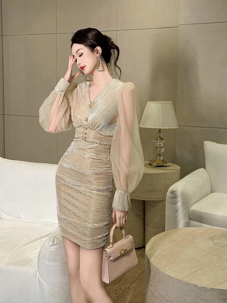 【JY.上品】 2025春 ショートワンピ Vネック ダイヤモンド飾り 皺 タイト パーティードレス キャバ 着痩せ 大人 お呼ばれ 同窓会 披露宴 卒業式 結婚式 ウェディング 二次会 成人式