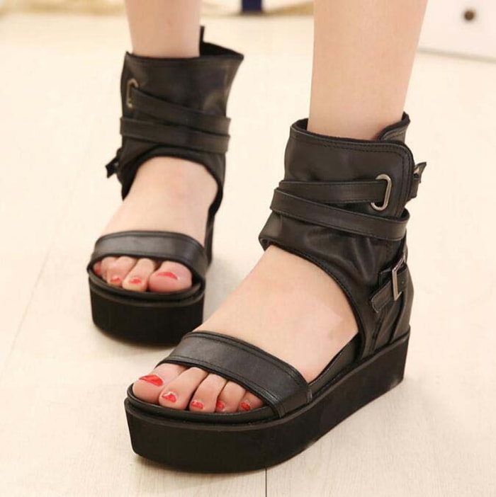 サマーブーツ 夏ブーツ 痛くない靴　疲れない靴　ストラップ サマーブーツ　厚底サンダル サンダル ブーツサンダル ウェッジソール オフィスサンダル オープントゥ ソール ブーツサンダル コンサート レ