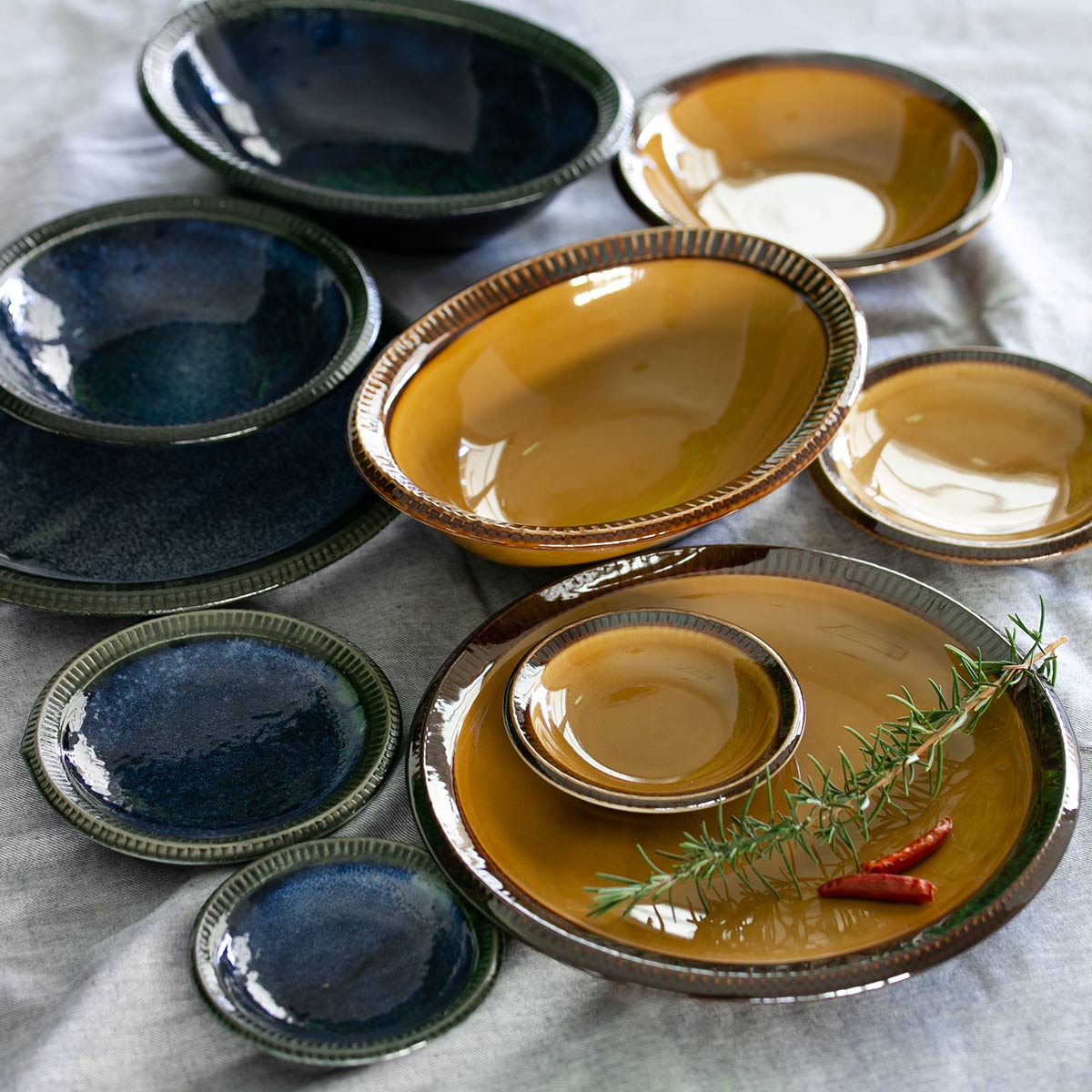 食器 10点セット 2色 料理を引き立てる食器セット 新生活 磁器 美濃焼 食洗機対応 電子レンジ対応 プレート ボウル 深皿 カレー皿 パスタ皿 日本製 和食 洋食 ペア 皿 サラダボウル