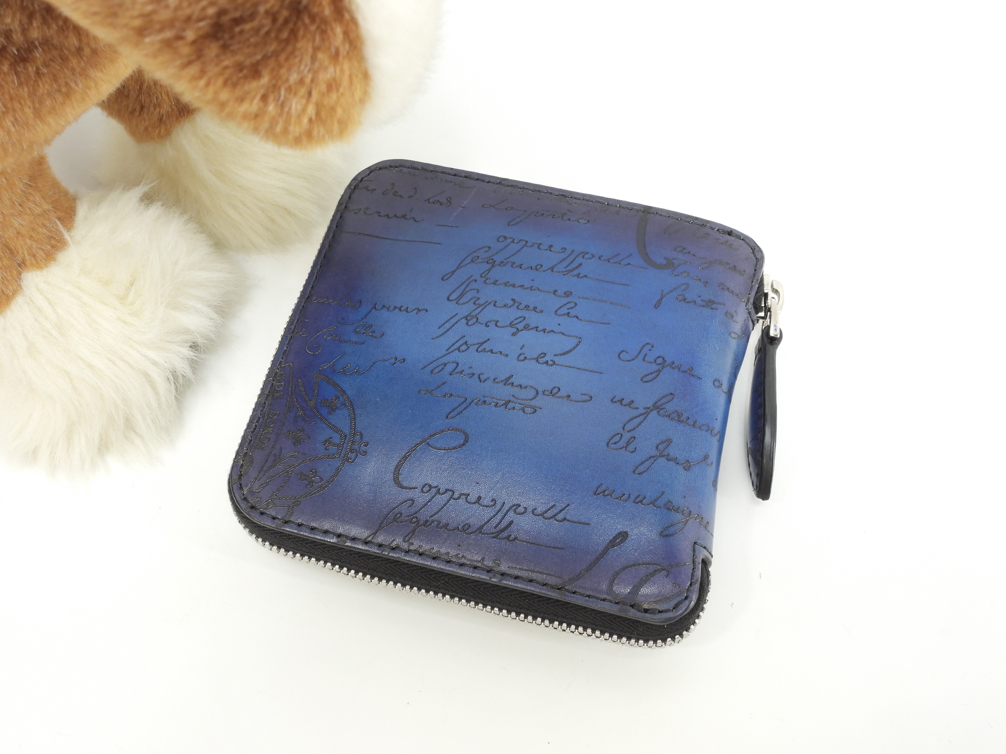 インケース カリグラフィ レザー青 エコバッグ 折畳バッグ 旅行にも 極美品@B0262P