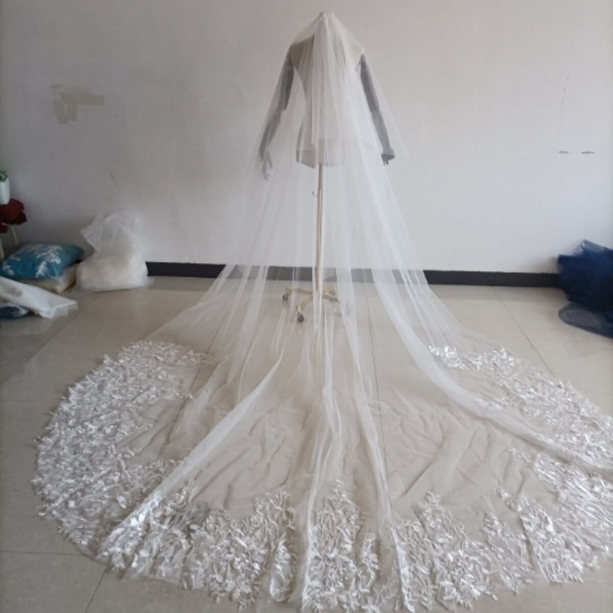 ベールダウン可能 ロングベール 繊細レース 全長3.5m 花嫁