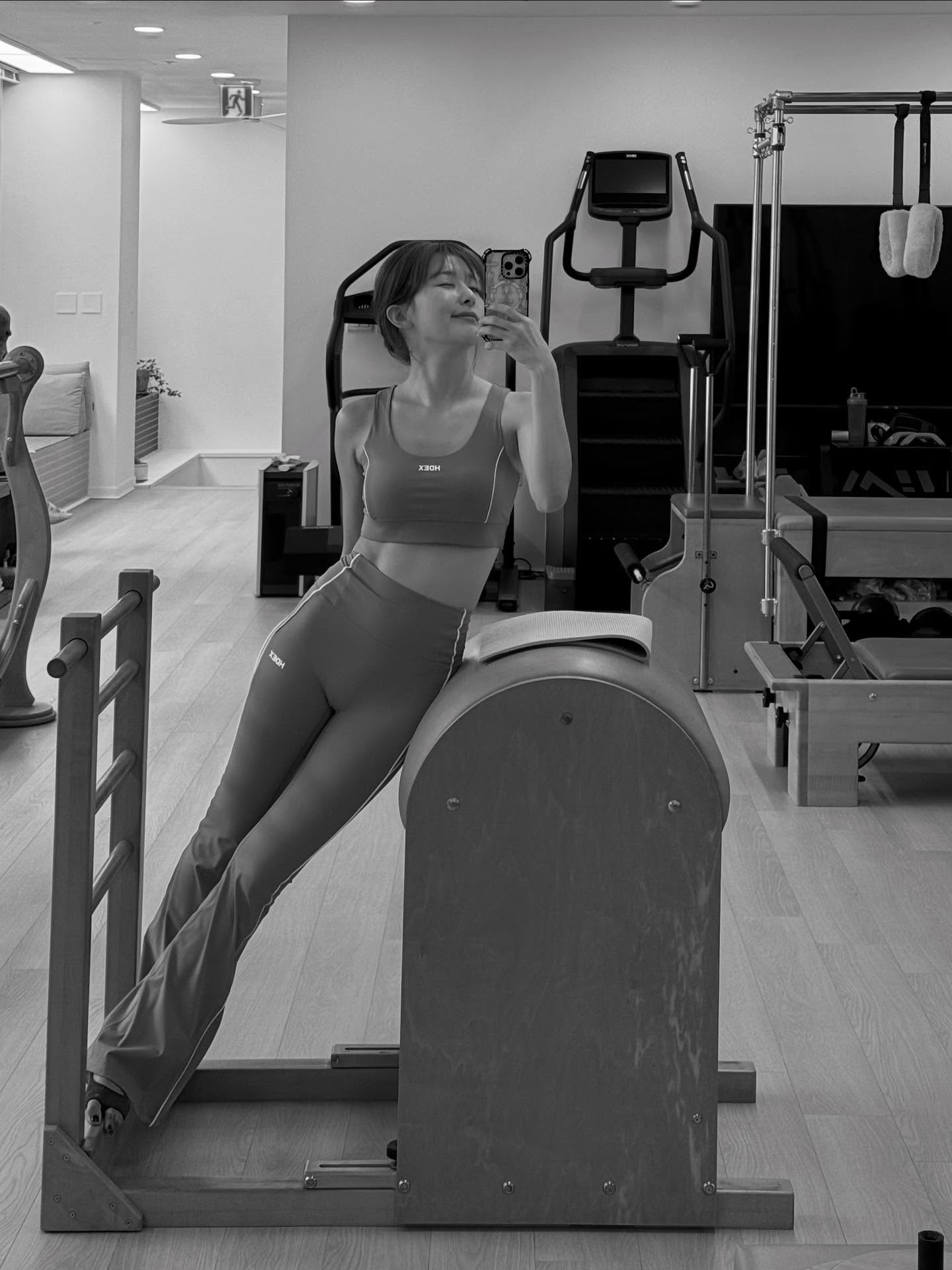 WOMENS SUPPORT PIPING BOOTCUT LEGGINGS 6,136円