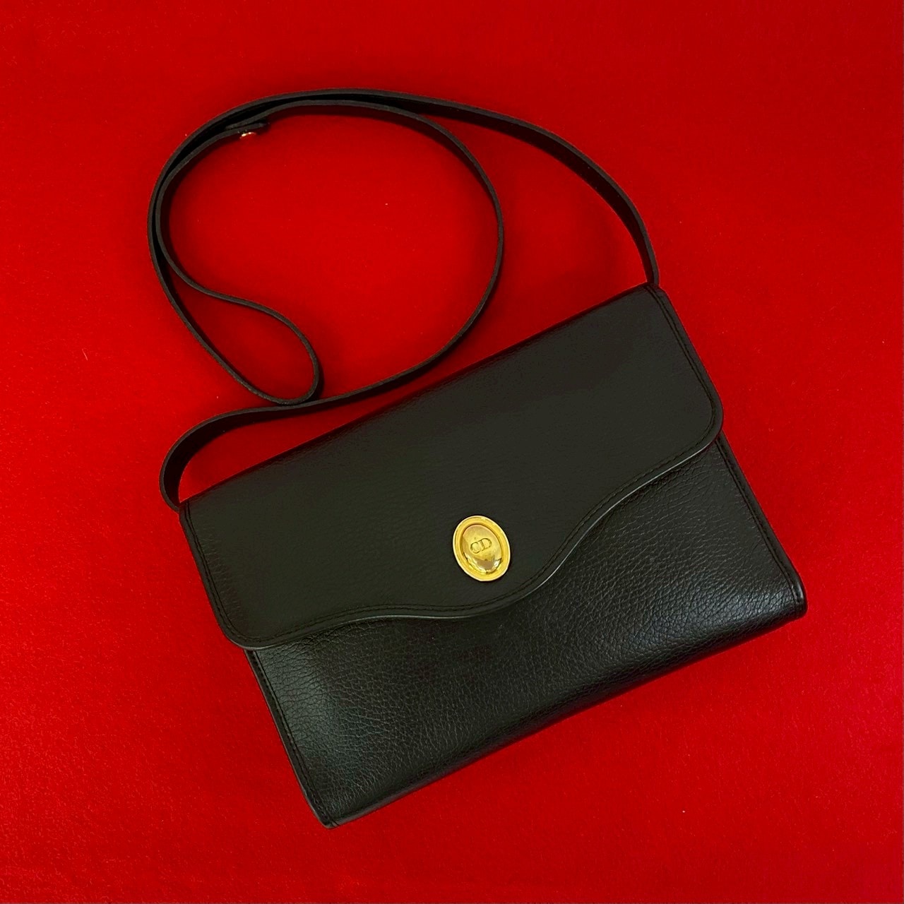 ヴィンテージ CD ロゴ 金具ショルダーバッグ レザー ブラック 29132