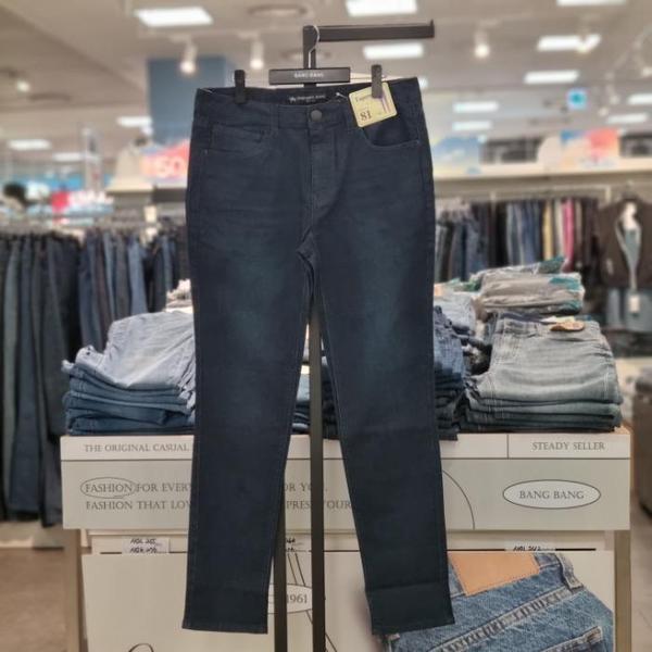 HC21共用秋 テーパードフィット スパンジーンズ NQK756 (S41041228)