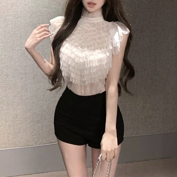 トップス ブラウス レディース ショート フリル袖 ハーフタートル スリム シフォン 透け感 かわいい 大人可愛い きれいめ シンプル 上品 おしゃれ レトロ こなれ感 ガーリー ルーズ 個性的 存在