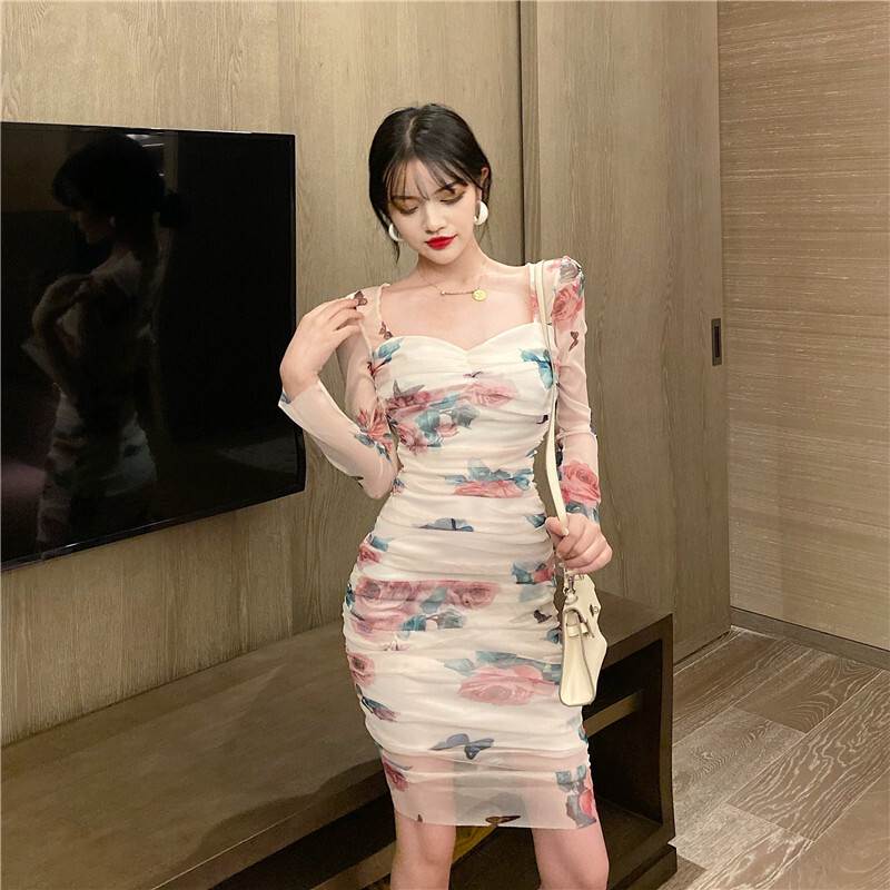 2色 ドレス ワンピース レディース 花柄 タイト 膝丈 ミニ 個性的 キレイめ 白 黒 パーティードレス キャバドレス フラワー バラ 薔薇 柄 長袖 透け感 セクシー スリム デコルテ 袖あり ホ