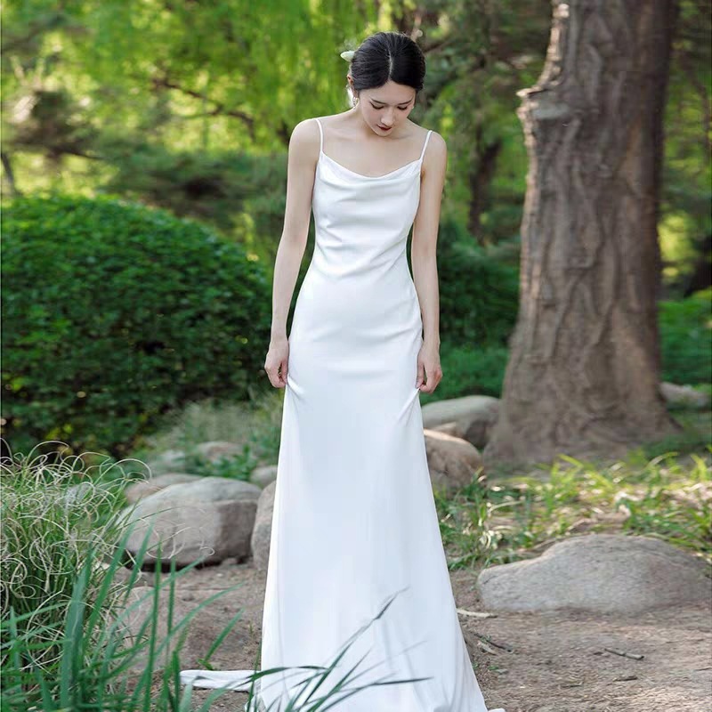 前撮り ドレス ワンピース ウェディングドレス スレンダー ノースリーブ 白 シンプル 無地 ワンピース 結婚式 二次会 披露宴 前撮り 後撮り 二次会ドレス 花嫁ドレス エンパイア 花嫁 8,589円