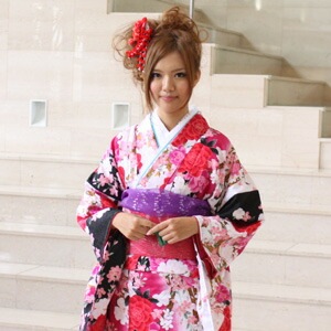 レンタル最大20日間 振袖 レンタル 成人式 セット20点フルセット 派手 白 ホワイト 黒 ブラック 赤 レッド ピンク バラ 桜成人式から結婚式やフォーマルまで