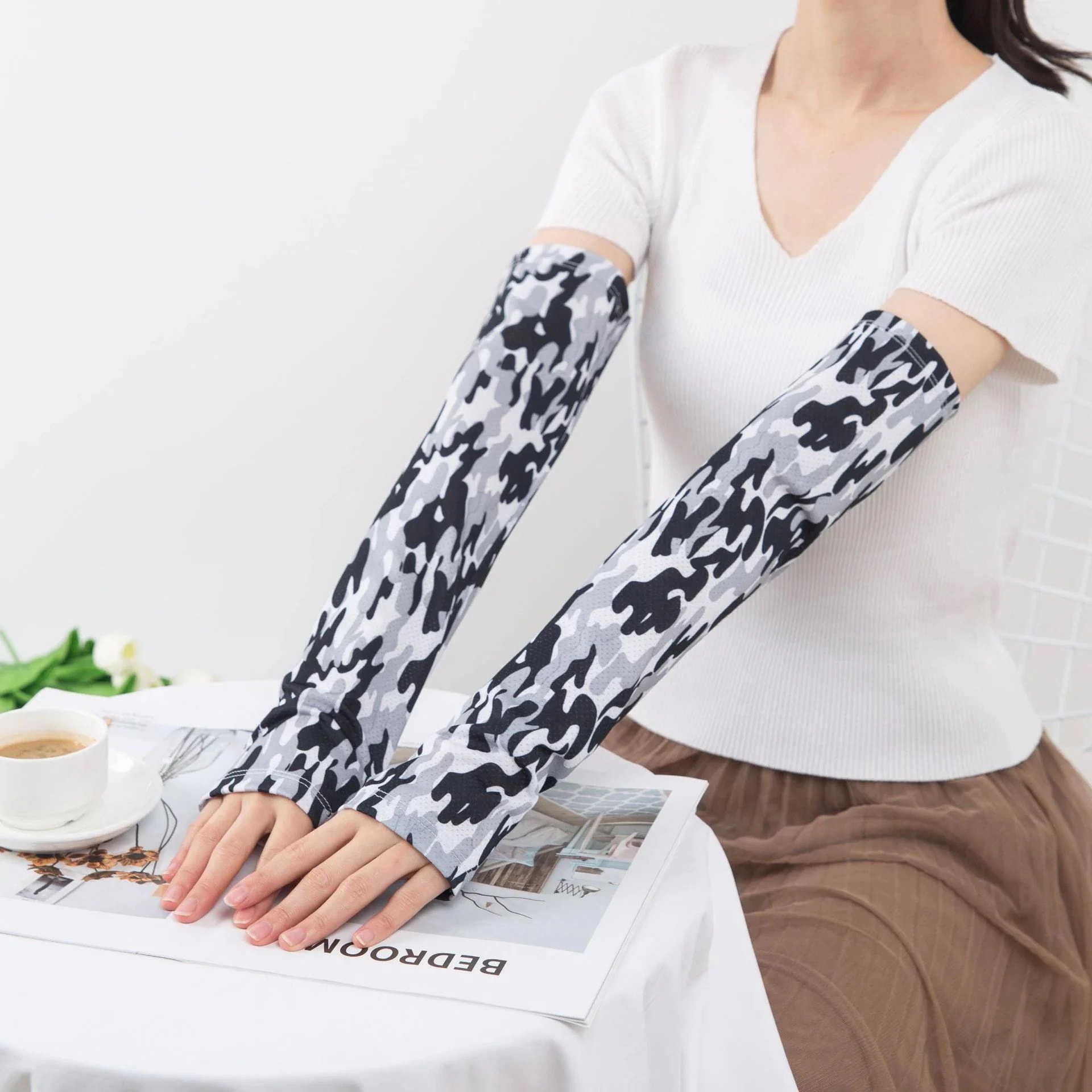 【20点セット】メガ割冷たい袖日焼け止め袖カバー腕ネット赤氷袖ネット糸女紫外線防止手袖袖カバー日系値下げセール 104,703円