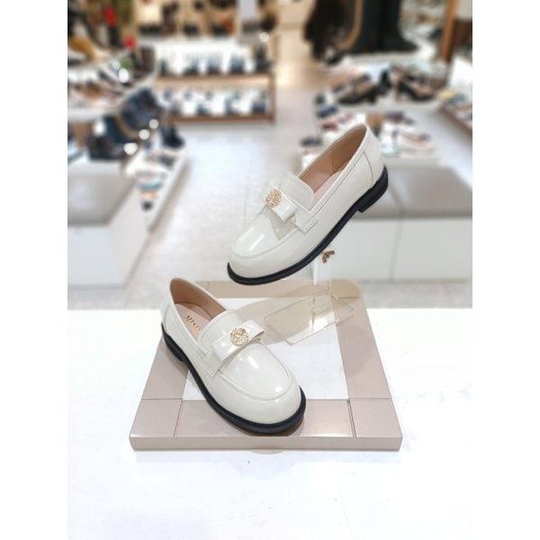 [シフン店] 女性2センチ足の甲ストラップ金モールポイントローファー(012319707)