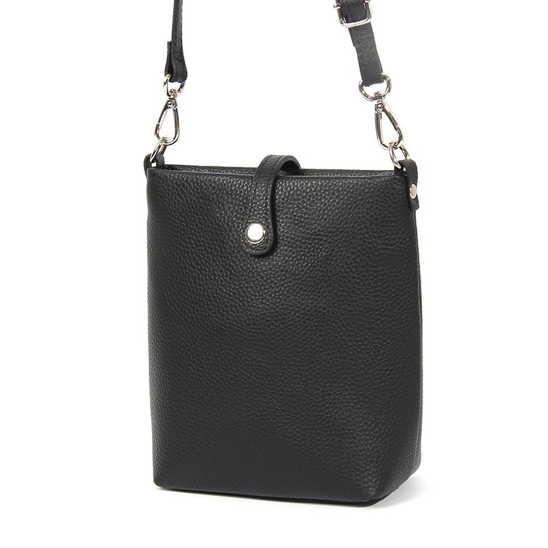 本革 水筒ポーチ ショルダーバッグ 無地 かたかた掛け 大容量トートバッグ スマホポーチ 化粧ポーチ 夏もすぐそこ