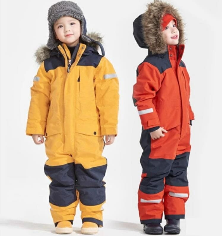 新入庫こども用スキーウェア スノボー キッズスキーウェア 子供用 スノーウェア オールインワン 男の子 女の子 可愛い スノボーウェア 雪遊び スノーボードウェア ジュニア スノボ スノーボード スキ