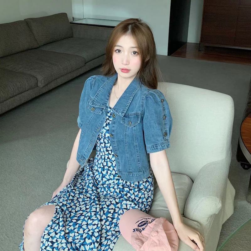 レディース アウター ジャケット デニム ジーンズ ショート丈 クロップド パフスリーブ シンプル カジュアル 半袖 20代 30代 40代 通勤 通学 お出掛け 女子会 お呼ばれ 春夏