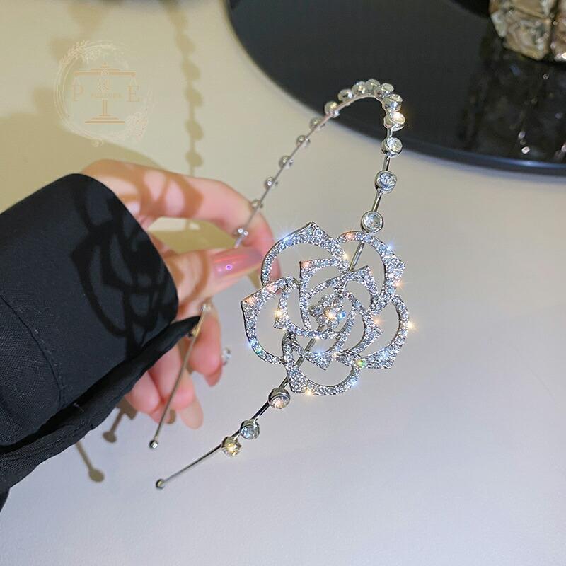カチューシャ ヘアアクセ ビジュー お花 パーティー キラキラ シルバーお出かけ