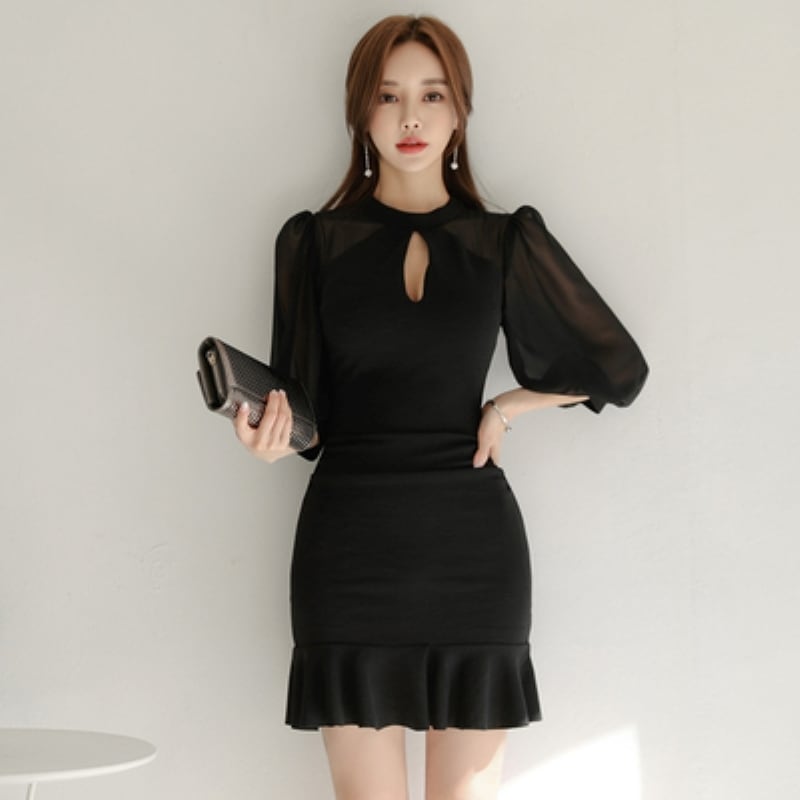 ドレス ミニドレス ステージドレス セクシードレス ショート丈 5分袖 パフスリーブ Aライン マーメイド 胸元 大人 上品 おしゃれ お洒落 セクシー フォーマル エレガント 無地 レディース