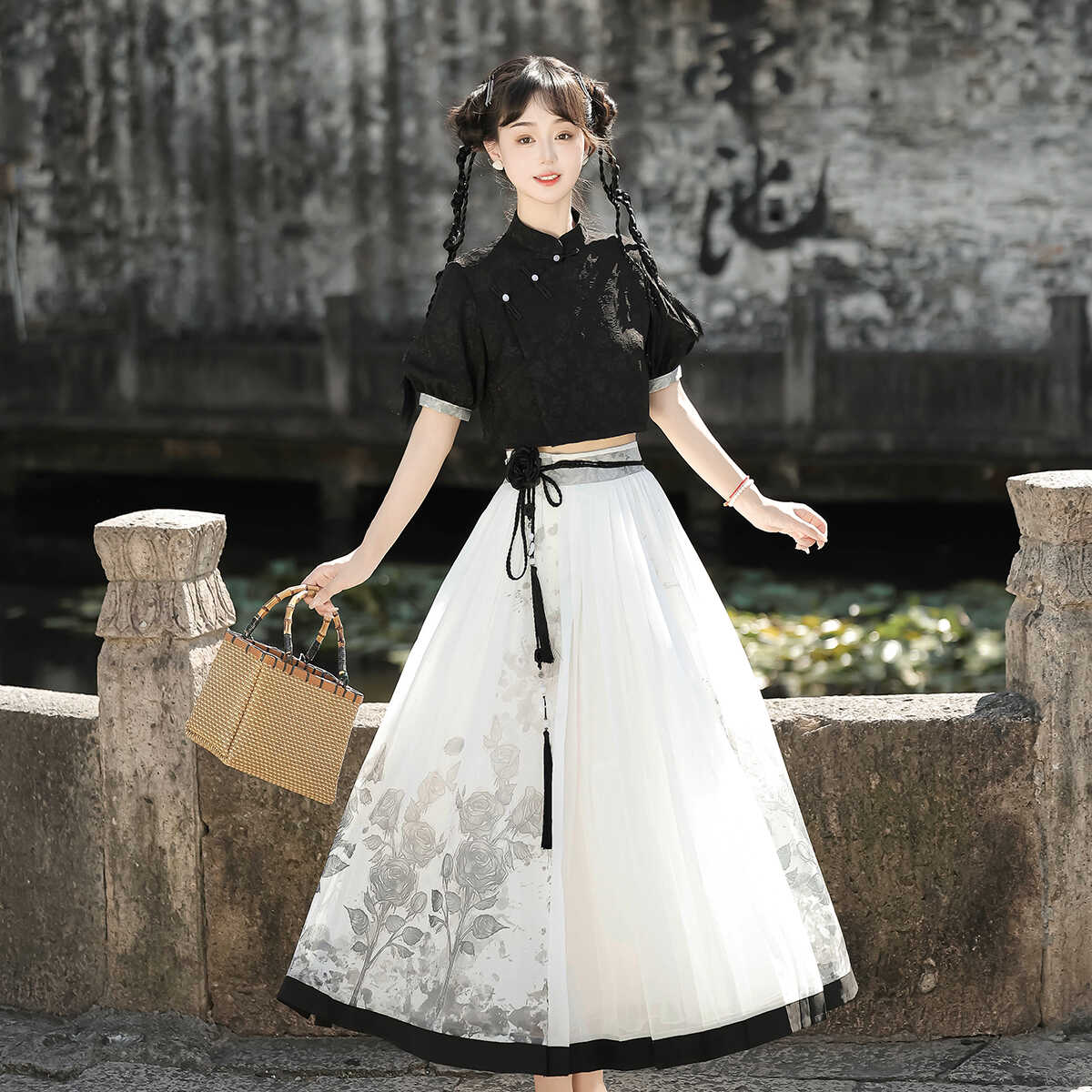 【フルセット】水墨新韓国上着プリント中長サイズ改良cos元素ハーフスカートセット