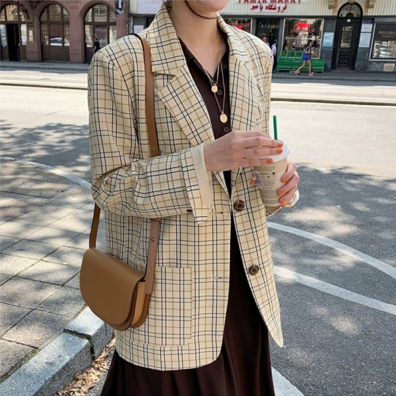 ジャケット オーバーサイズ チェック柄 レディース アウター 上着 Vネック 襟付き ストレート フェミニン バックスリット ポケット 前開き コンサバ かわいい 大人可愛い おしゃれ かっこいい