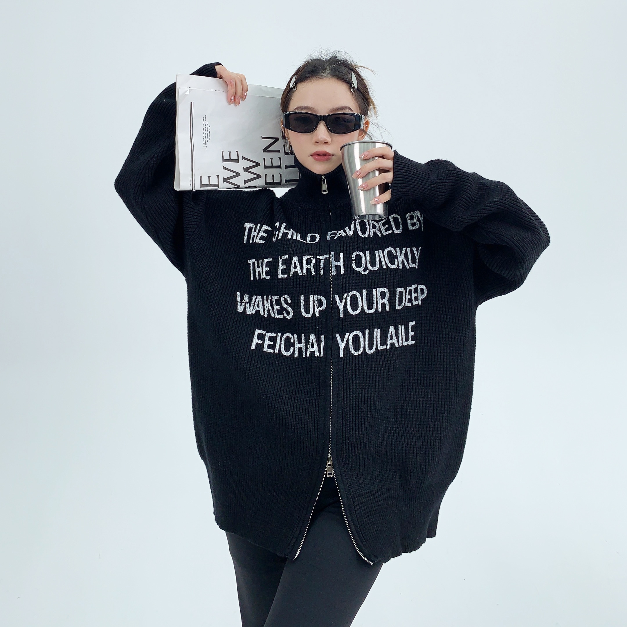 フロントロゴ ダブルジップニット 2色 レディース トップス ストリート 厚手 かわいい シンプル カジュアル おしゃれ こなれ感 ルーズ アメリカン 秋 冬 デート お出かけ 休日 ショッピング 7,224円