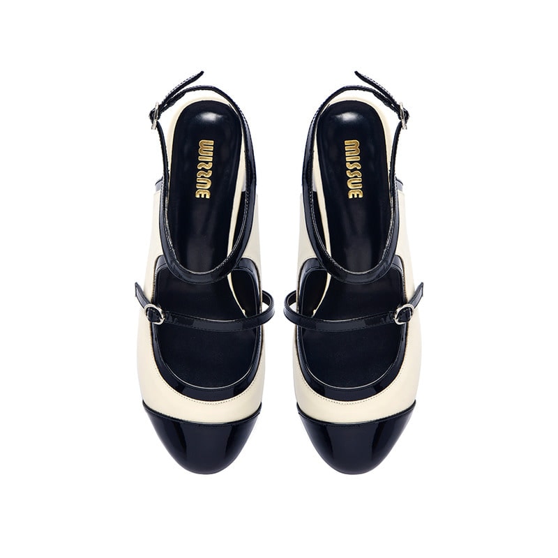 珍しいデザインに可愛さフラットシューズ[アイボリー] 19,817円