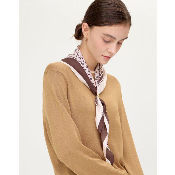 [25FW] [シルク100%] ピンク DD パターン シルク スクエア スカーフ (リングセット) DCSC5F814P2