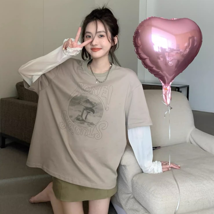 フェイクツーピース トップス Tシャツ ミディアム丈 袖あり 長袖 萌袖 ラウンドネック 襟なし 切り替えデザイン ドッキング 綿 ポリエステル かわいい 大人可愛い シンプル カジュアル 大人