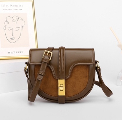 ショルダーバッグ バッグ かばん レディースバッグ ショルダーバッグ 通勤バッグ コンパクト 機能性 便利 かわいい 大人可愛い きれいめ シンプル カジュアル 大人 上品 おしゃれ かっこいい