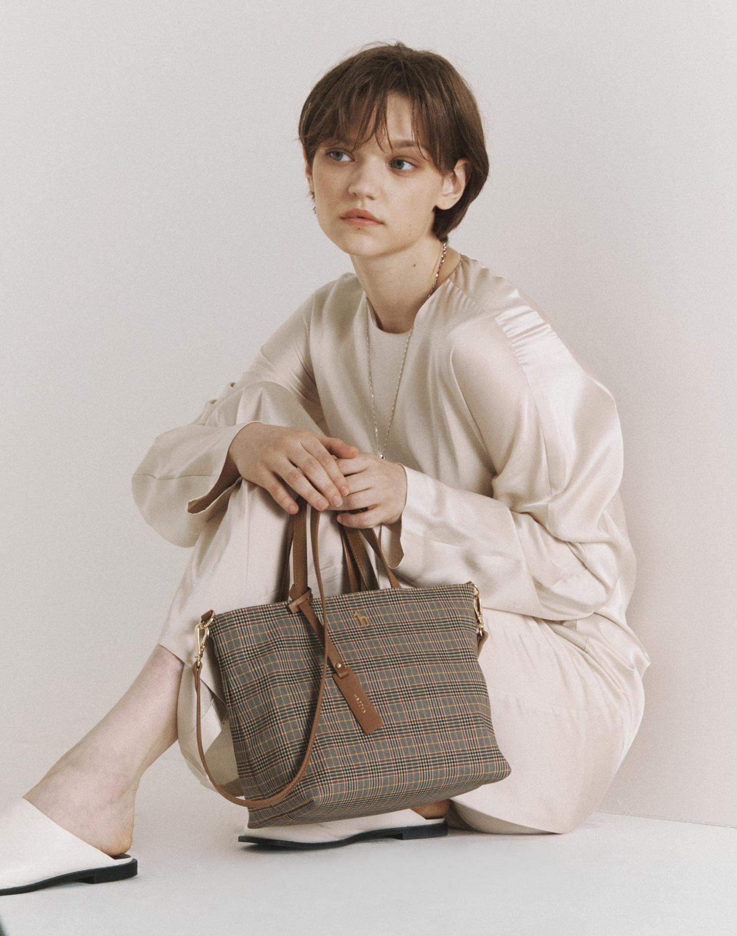 ヘジス Hazzys トートバッグ HIBA1FE77W2