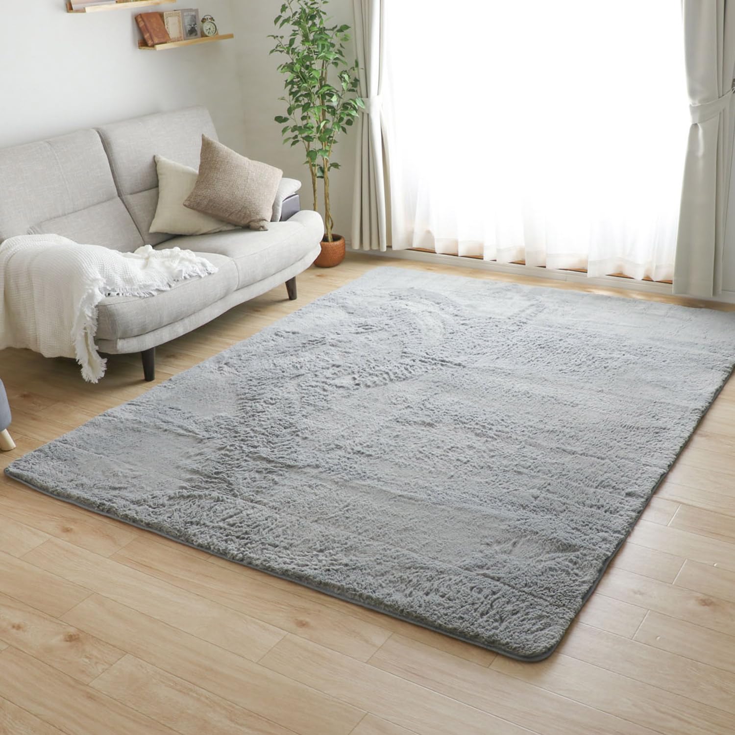 フリーリー シャギーラグ ラグ カーペット 200×200cm 約2畳 防ダニ 抗菌 防臭 厚手 滑り止め付 ホットカーペット対応 絨毯 無地・ライトグレー