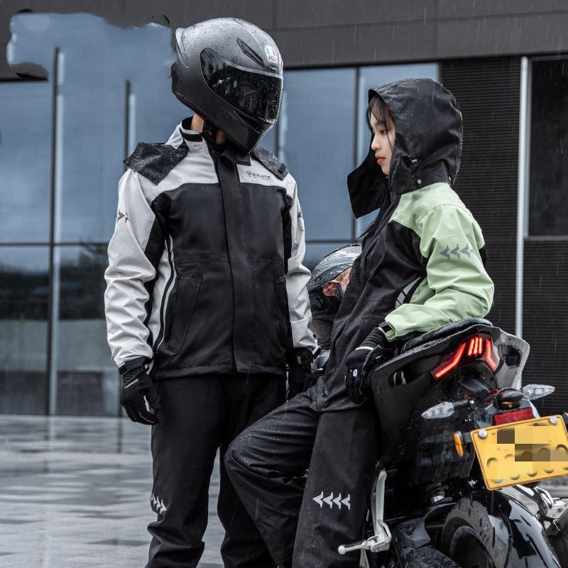 バイク レインスーツ メンズ レインウエア レディース 上下セット 雨具 自転車 隠し靴カバー 収納袋付き 防水 撥水 大きいサイズ ジャケット
