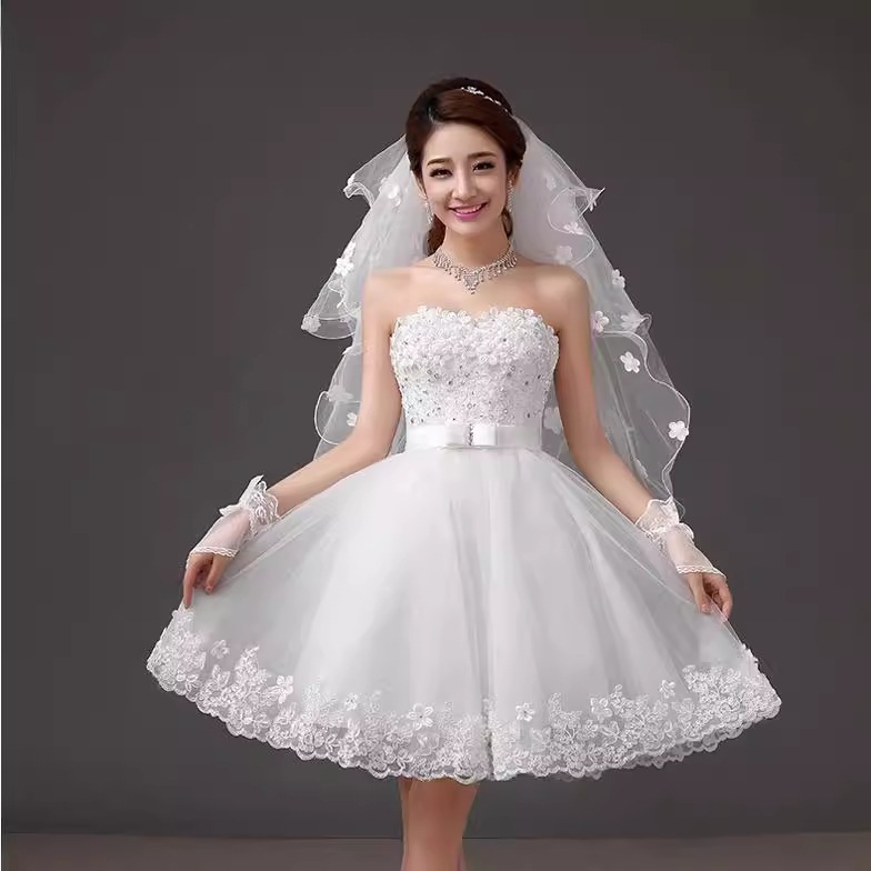 小ウエディングドレス新型高韓式短款ウエディングドレス小背のウエディングドレスの王女を演出します
