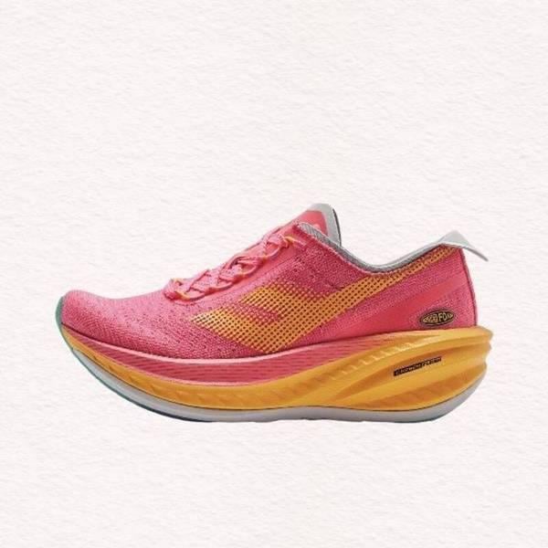 ハイパーラッシュHTPK女性カーボンミッドフットストライクランニングシューズスニーカーPR0WR24S113 301000 915674