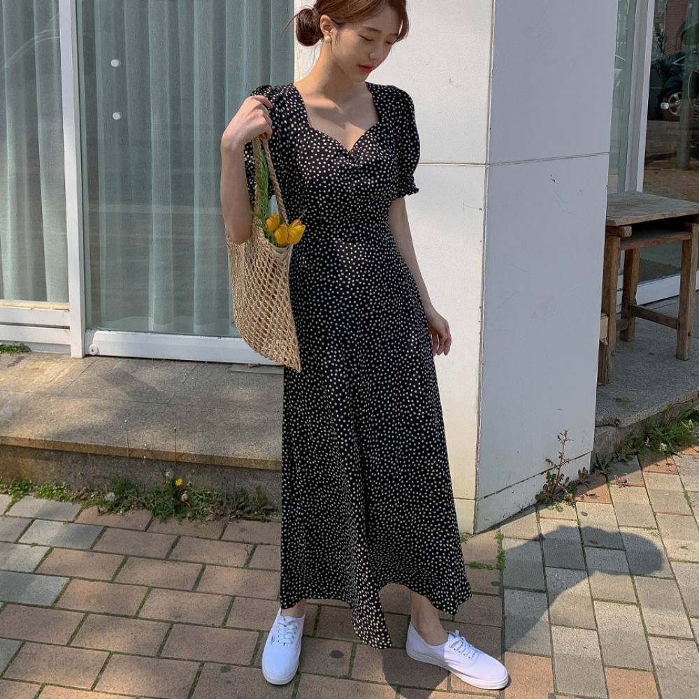 ワンピース フレアワンピース ロング ロング丈 マキシ マキシ丈 9分丈 袖あり 半袖 パフスリーブ Vネック スイートハートネック セミフレア スリム 細身 リボン バックリボン ハイウエスト 1 5,206円