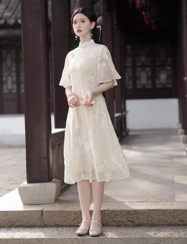 チャイナドレス レディース 夏 エレガント オブリーク 小柄 スリットなし シフォン フラワー 刺繍 ティー アーティスト ホワイト