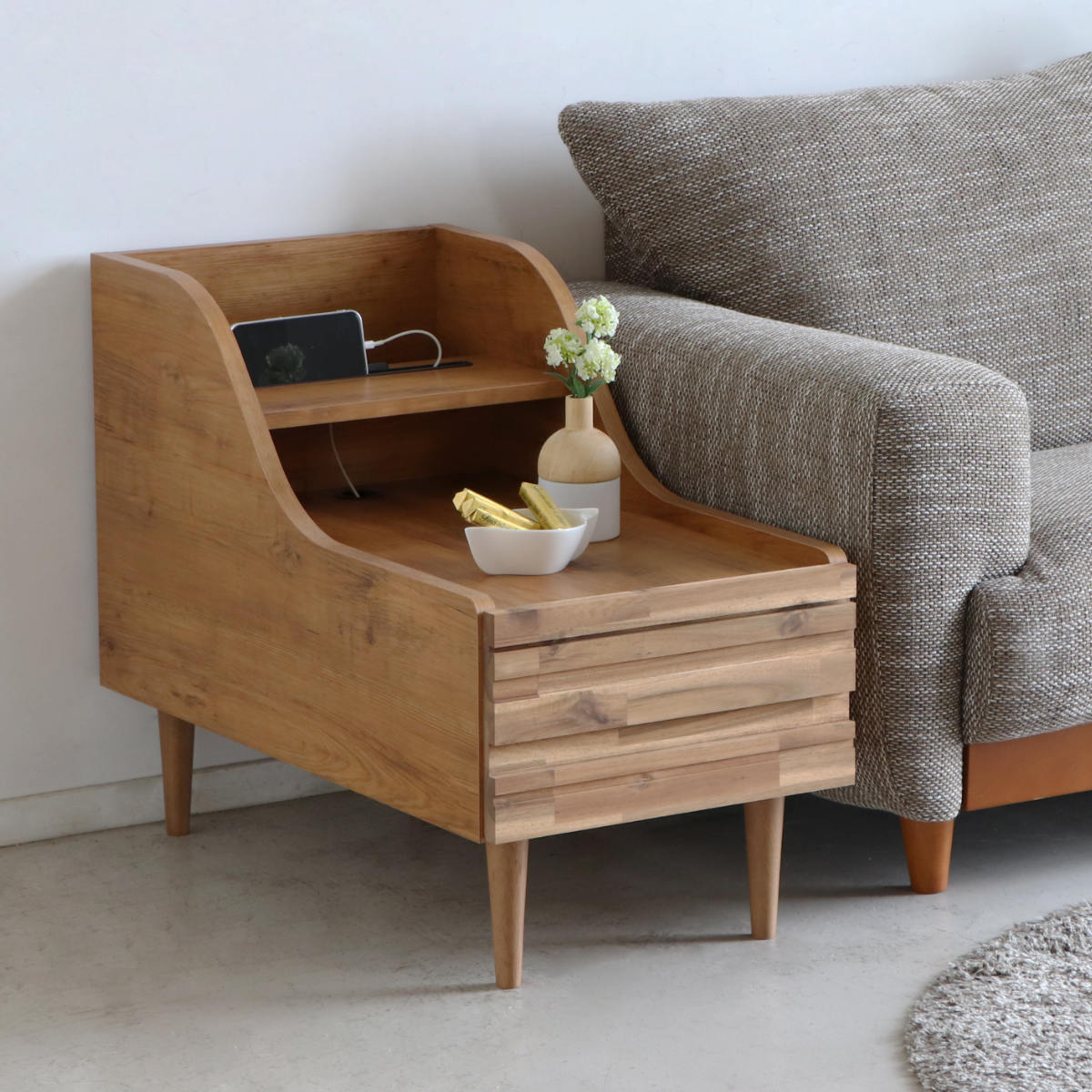 サイドテーブル 高さ59cm 天然木 日本製 ソファサイド ナイトテーブル テーブル 引き出し 収納 マガジンラック スマホ タブレット スタンド 木目 アカシア 北欧風 ナチュラル モダン