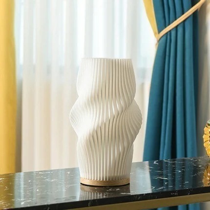 迅速な出荷韓国話題沸騰 インテリア 雑貨 ブランド スヌーピー 家具 飾り 卓上ライト367