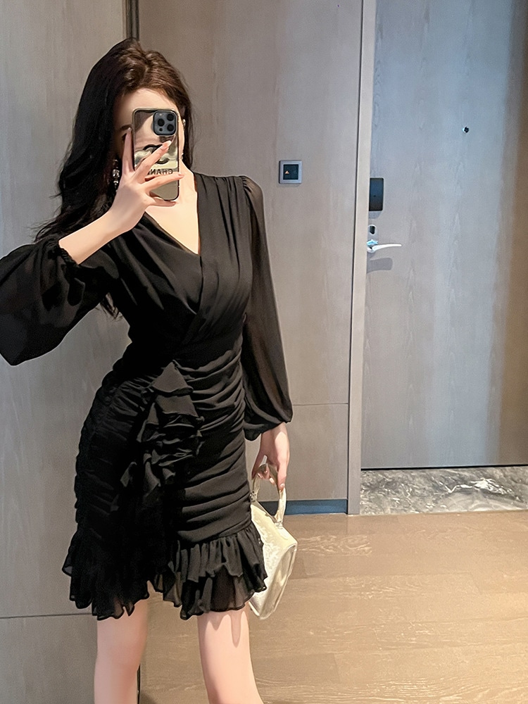 【JY.上品】 秋冬 フリル Vネック タイト ショートワンピース パーティードレス キャバ 着痩せ 大人 同窓会 披露宴 卒業式 結婚式 演奏会 ウェディング 二次会