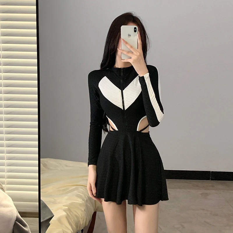 2025 春夏 露出を控えた バックオープンバイカラー ファッション ビキニ 韓国スタイルアップ 海プール可愛い海水浴花 大タンキニセパレート人女子水着付き レディース スリーブ