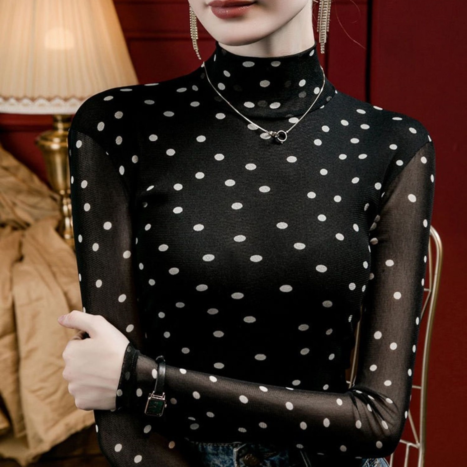 カットソー トップス ハイネック ロングスリーブ シアー ドット 水玉 透け感 長袖 大人可愛い シンプル 上品 お洒落 こなれ感 デート お出かけ 休日 デイリー 普段使い