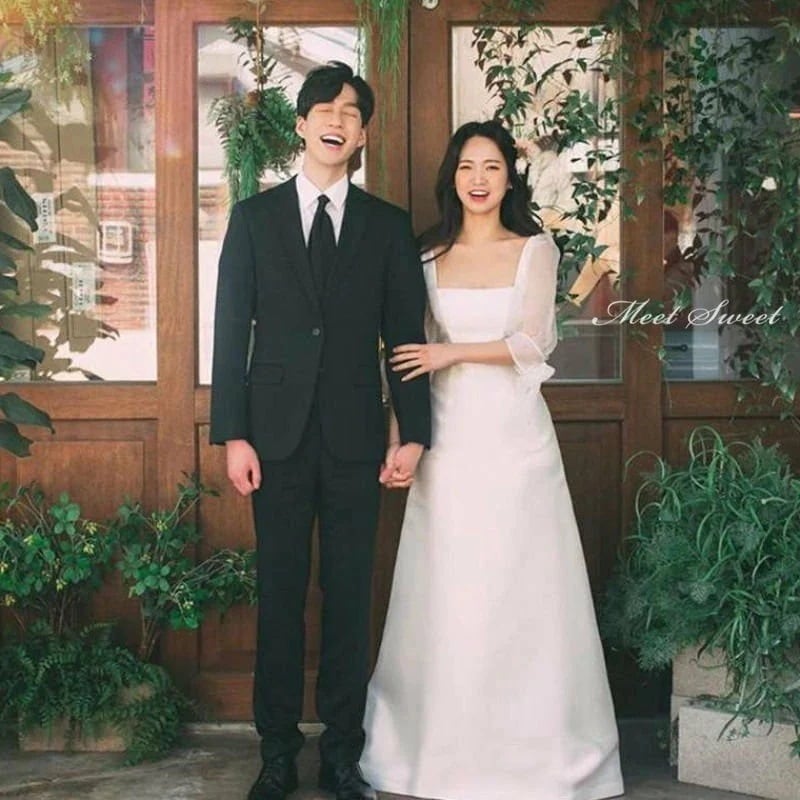 ウェディングドレス 結婚式 二次会ドレス ウエディングドレス 新婦 ロングドレス エレガント スクエアネック 半袖 白 オフホワイト ワンピース パーティードレス 安い 韓国風 シンプル 前撮り 披露