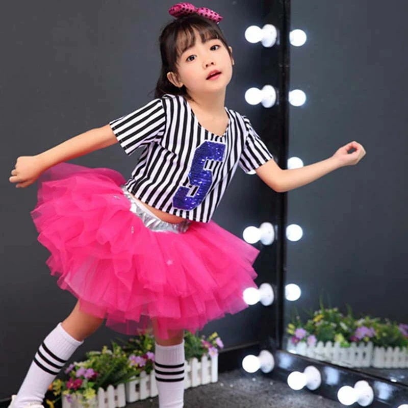 ダンス ユニフォーム 女の子 キッズ ジャズダンス 半袖 OFF新作入荷 ダンス衣装 衣装 チアガール 30% ステ チア 衣装 スパンコール 子供 tシャツ キラキラ チュチュスカート セットアップ