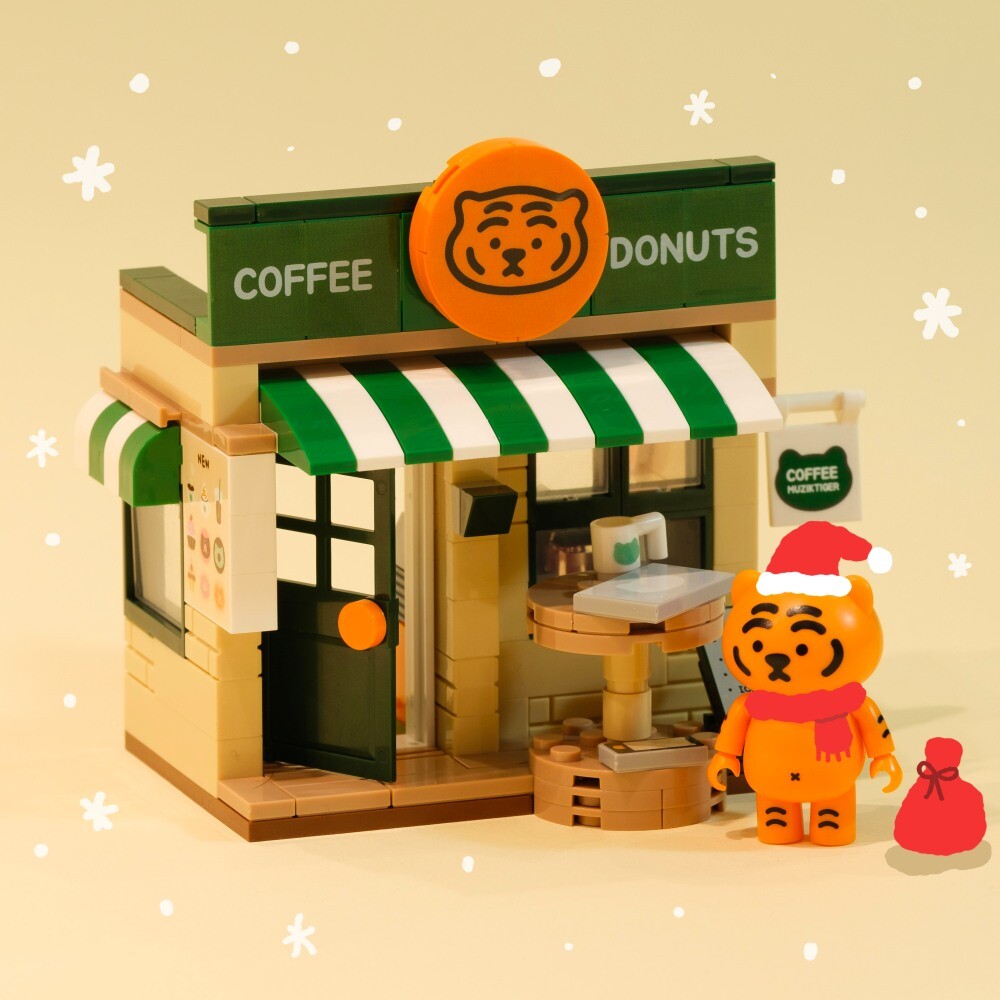 MUZIK TIGER 無職タイガー トゥンランのデザートカフェ ブリックフィギュア
