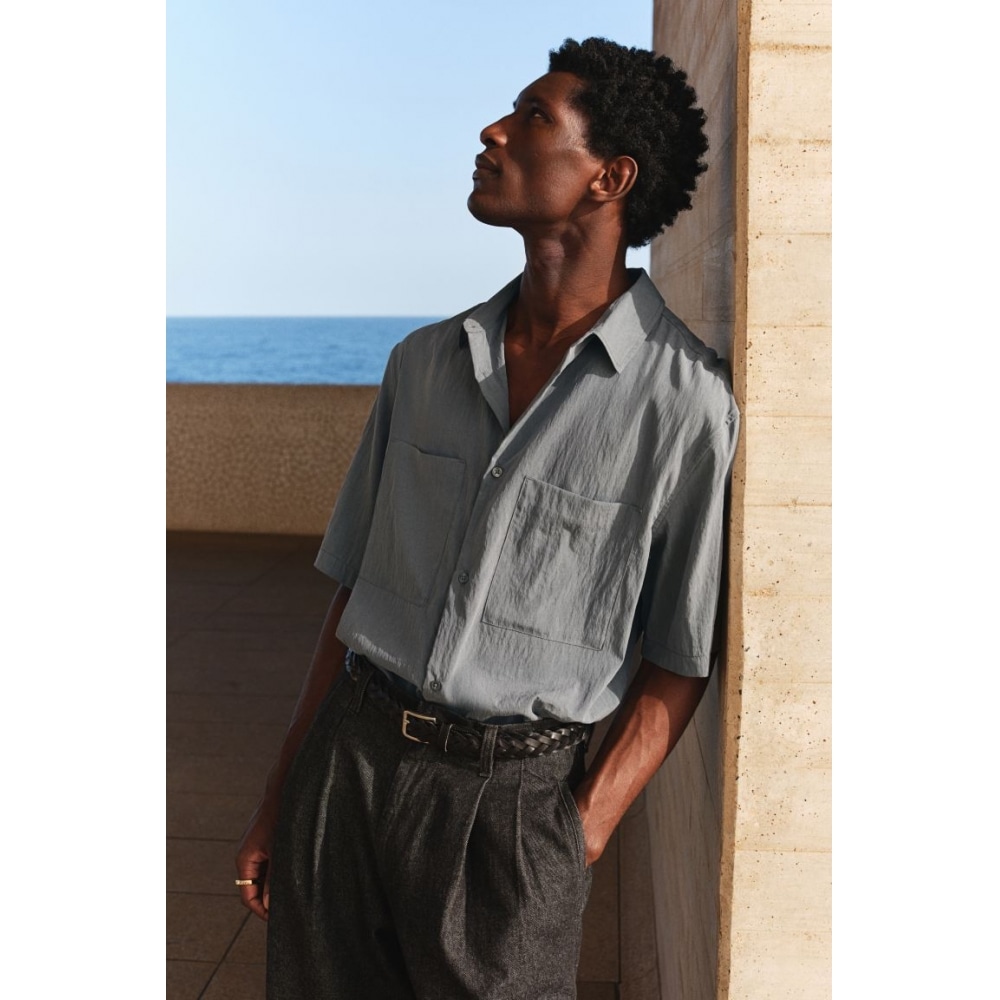 H&M ユーティリティシャツ ダークグレー レギュラーフィット