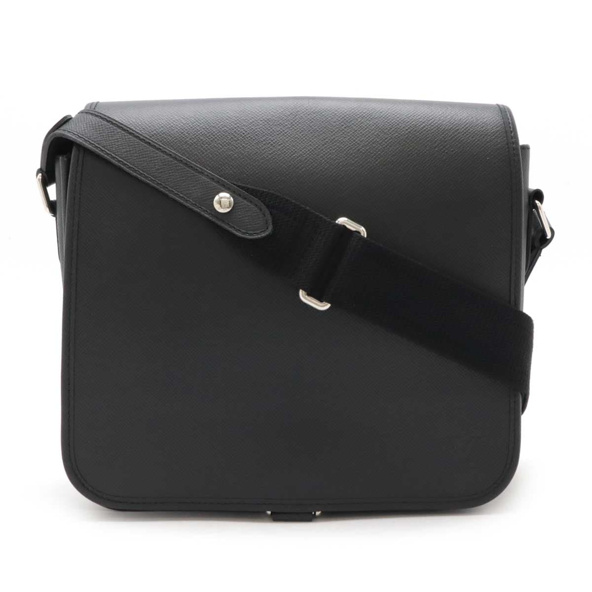 タイガ アンドレイ ショルダーバッグ メッセンジャーバッグ 斜め掛け レザー アルドワーズ 黒 ブラック M3248